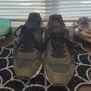 Steve Madden Camo Bena sneakers